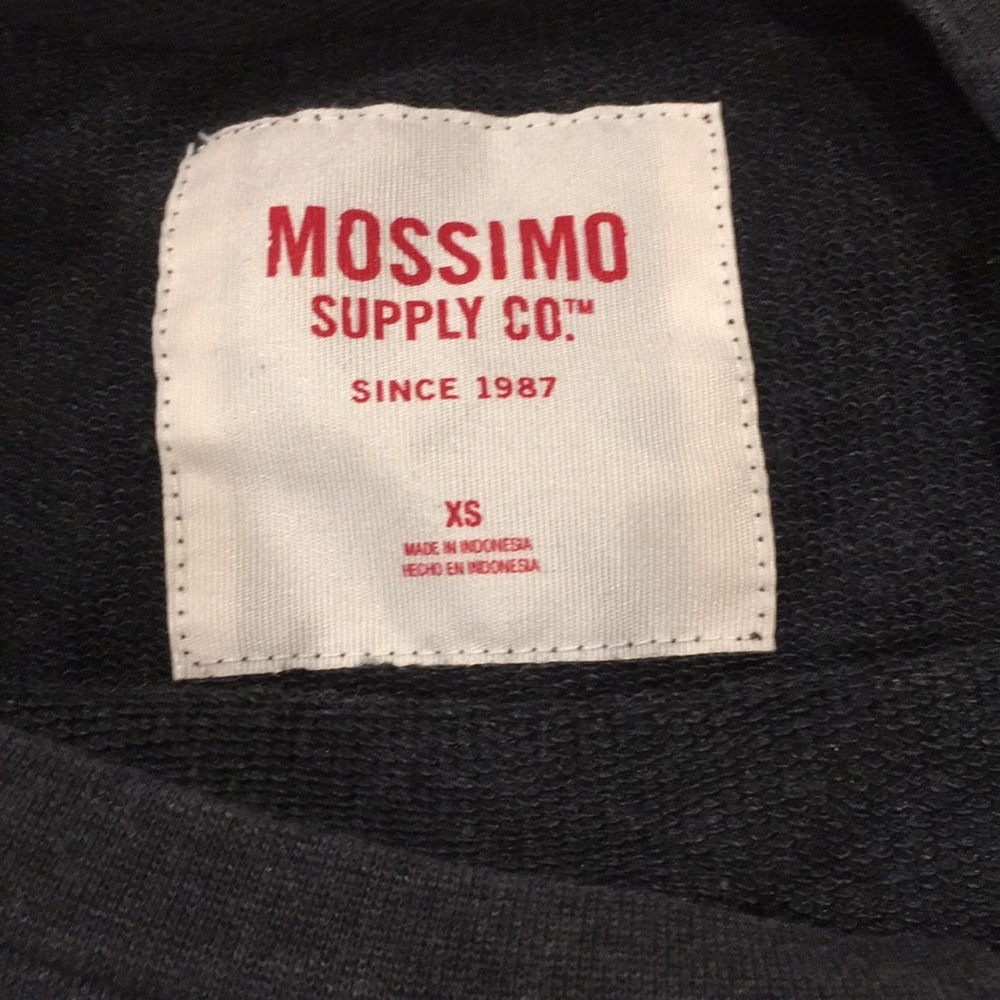 Mossimo Women’s Top - Picture 3 of 3